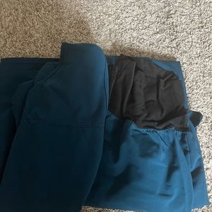 Ave maternity scrub set MEDIUM ❤️ great condition!